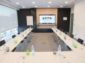 Seen Hotel Abidjan Plateau