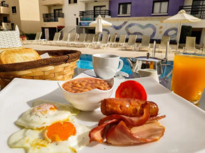 Senator Hotel Apartments - Adults Only