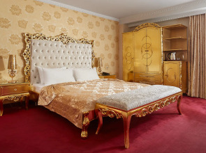 Hotel Gold