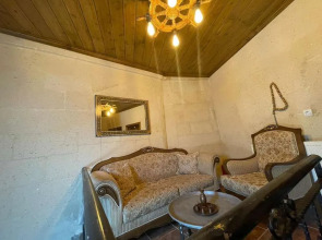 Bella Vista Stone House