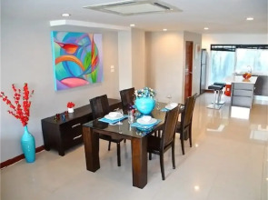 Sunrise 3 bedrooms Modern Apartment In Nai Harn