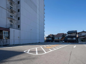 Econo Higashi Kanazawa