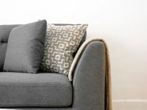 Liverpool Street 2BR City Apartment