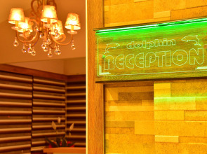 Dolphin Apart & Hotel