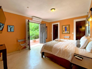 Art 64 Hotel Boutique - Adults Only