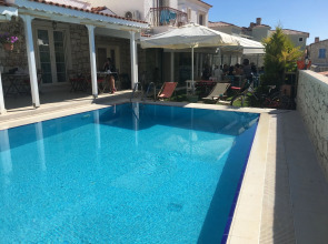 Alacati Eldoris Otel