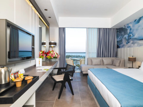 Crystal Centro Resort