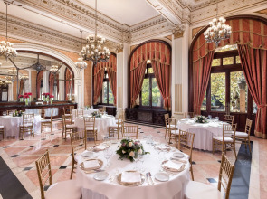 Отель Alfonso XIII, a Luxury Collection Hotel, Seville