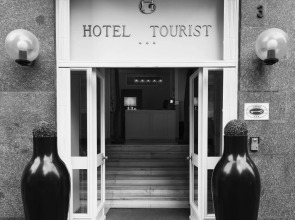 Hotel Tourist