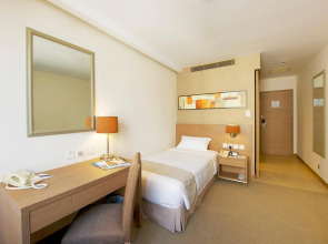 The Salisbury - YMCA of Hong Kong