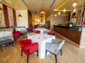 Radisson Hotel Muscat Panorama