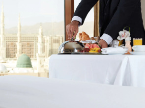 Pullman Zamzam Madina