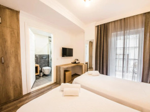 Dekatria Rooms & Aparts