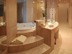 Anantara Palazzo Naiadi Rome Hotel