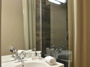 Moxy Paris Charles de Gaulle Airport