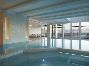 Real Marina Hotel & Spa