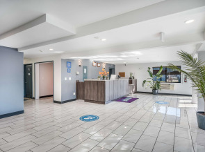 Americas Best Value Inn East Peoria