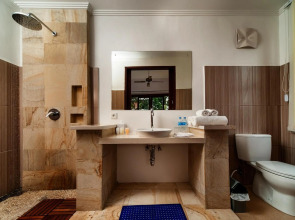 Orlowsky Discovery Candidasa Hotel