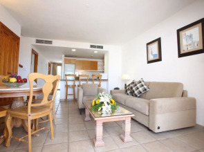 Beverly Hills Suites - Excel Hotels & Resorts