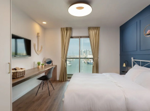 Herzliya Marina Lagoon Apartment