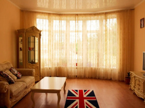 Sherlock Homes Art Hostel