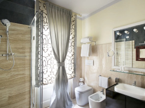 Augustus Hotel & Resort