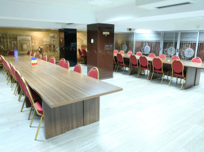 Grand Pier Hotel Old Town