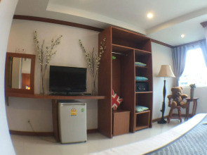 Thira Residence Patong