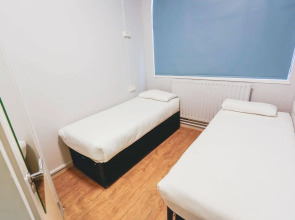 Via Limehouse - Hostel