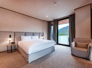 Курорт Kvareli Lake