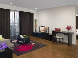 Somerset Park Suanplu Bangkok