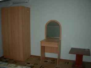 Lazurnaya Plus Hotel