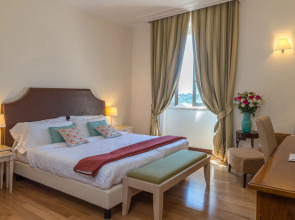 Gallery Hotel Recanati