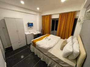 Happy Dreams Apart Hotel