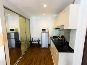 The Alcove Library Hotel