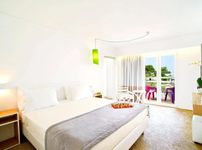 Marathon Beach Resort