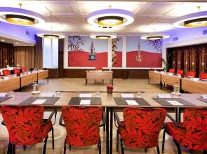 Golden Tulip Hotel Central