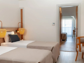 Side Royal Style Hotel