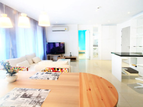 Atlantis Condo and Water Park Pattaya by the Sea