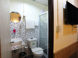 Sukhumvit 20 Guest House