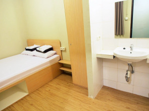 The Packer Lodge - Hostel