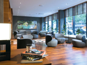 Me and All Hotel Dusseldorf, by Hyatt