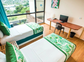 Tahiti Airport Motel