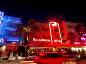 Boulevard Hotel