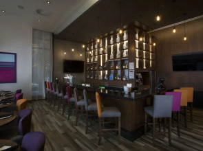 Holiday Inn Hotel & Suites Montreal Centre-ville Ouest by IHG