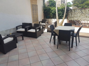 Hotel Sogni D'Oro Airport