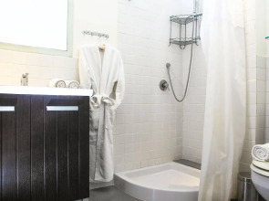 Townhouse Residence a member of Brown Hotels