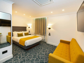 Courtyard by Marriott London Gatwick Airport