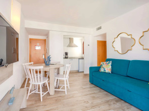 Flipflop Surfing Playa Apartments