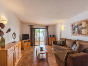 Paloma Beach Apartments